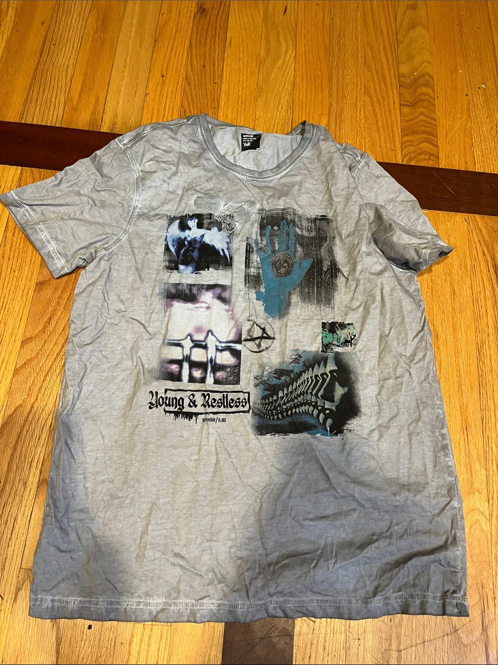 Graphic Men’s T-Shirt - Light Gray with Blue Accents